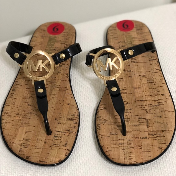 🌟New Authentic Mk black sandals🌟 - Picture 4 of 6